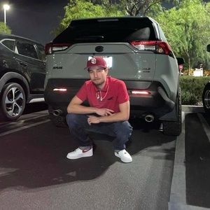 Meet your Posher, Pedro